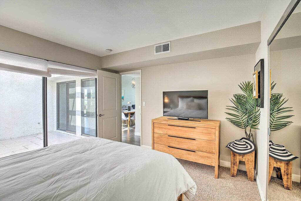 Ganze Wohnung, Neu! Renoviertes Rancho Mirage Condo mit Zugang zum Pool! in Rancho Mirage, Coachella Valley