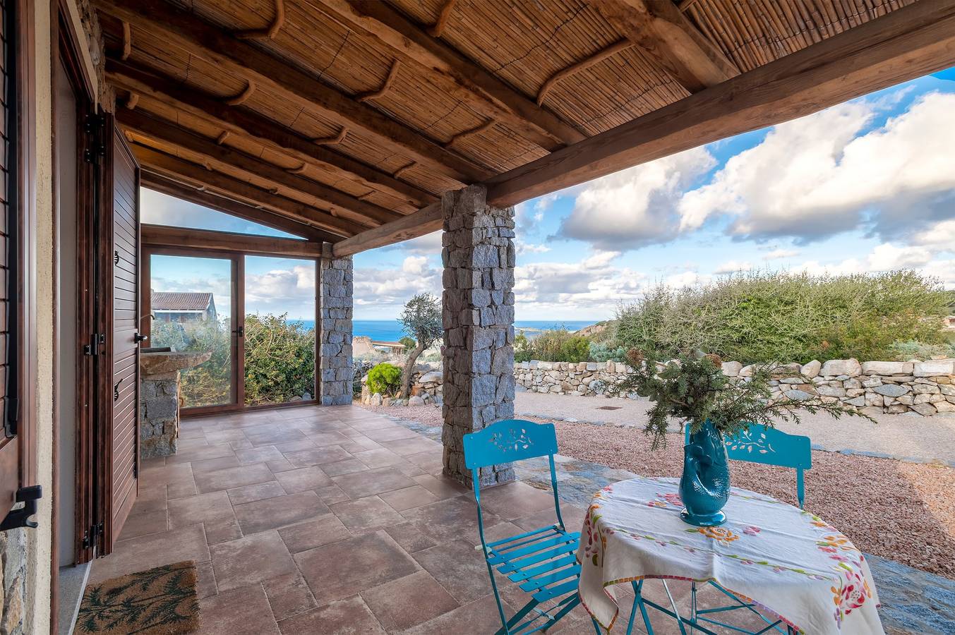 Studio entier, Studio 'Stazzo Jana' avec vue sur la mer, terrasse privée et climatisation in Trinità d'Agultu e Vignola (Borgo), Trinità d'Agultu e Vignola