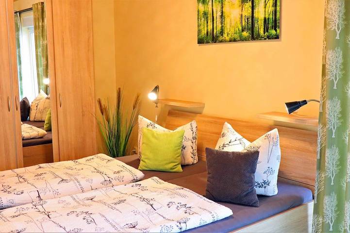 Ferienhaus für 10 Personen, mit Balkon und Pool, mit Haustier in Uhlstädt-Kirchhasel - 3