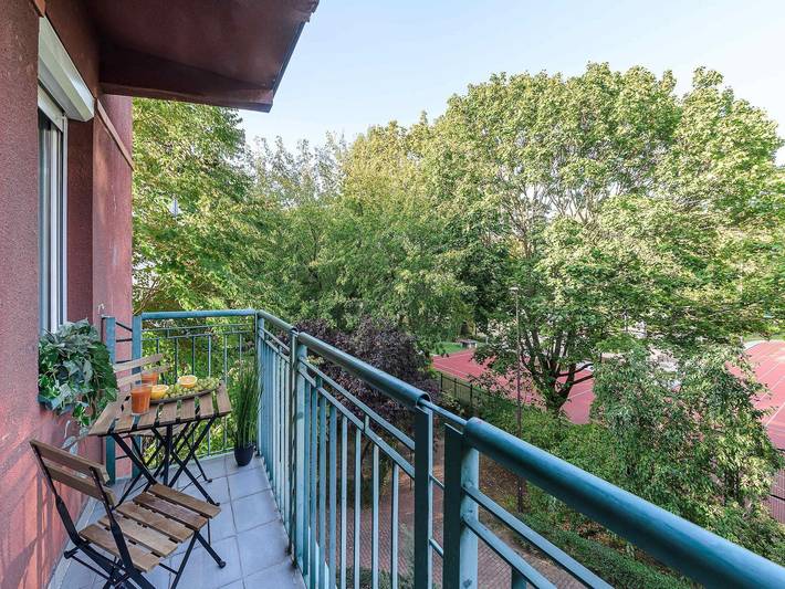 Ganze Wohnung, Warschauer Residenz mit Balkon in Warschau Stadtmitte, Warschau