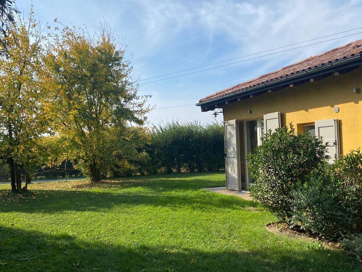 Studio with Garden View in Budrio, Provincia di Bologna