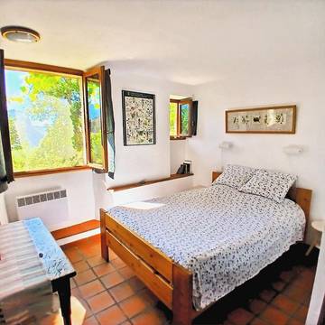 Chambre d’hôte pour 2 personnes, avec vue et jardin à Castellane