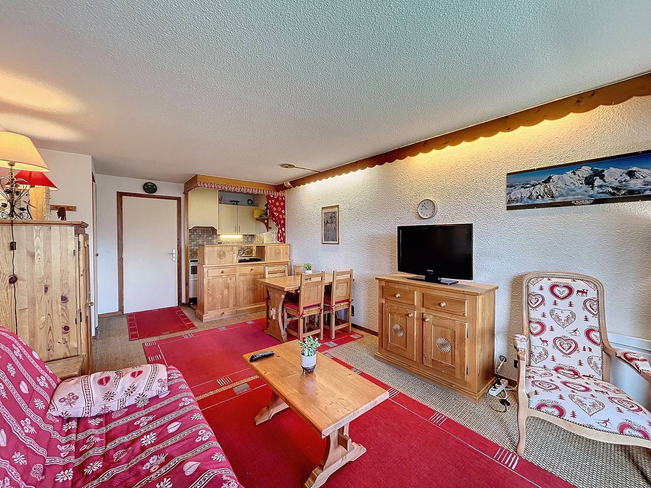 Studio entier, Studio cosy au centre de Combloux avec parking in Combloux, Pays du Mont-Blanc