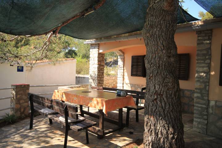 Smještaj za odmor za 4 osoba, s Balkon/terasa u Dugi Otok