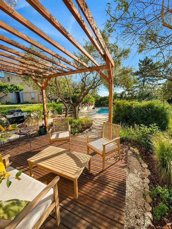 Appartement de vacances pour 4 personnes, avec piscine ainsi que jardin et vue