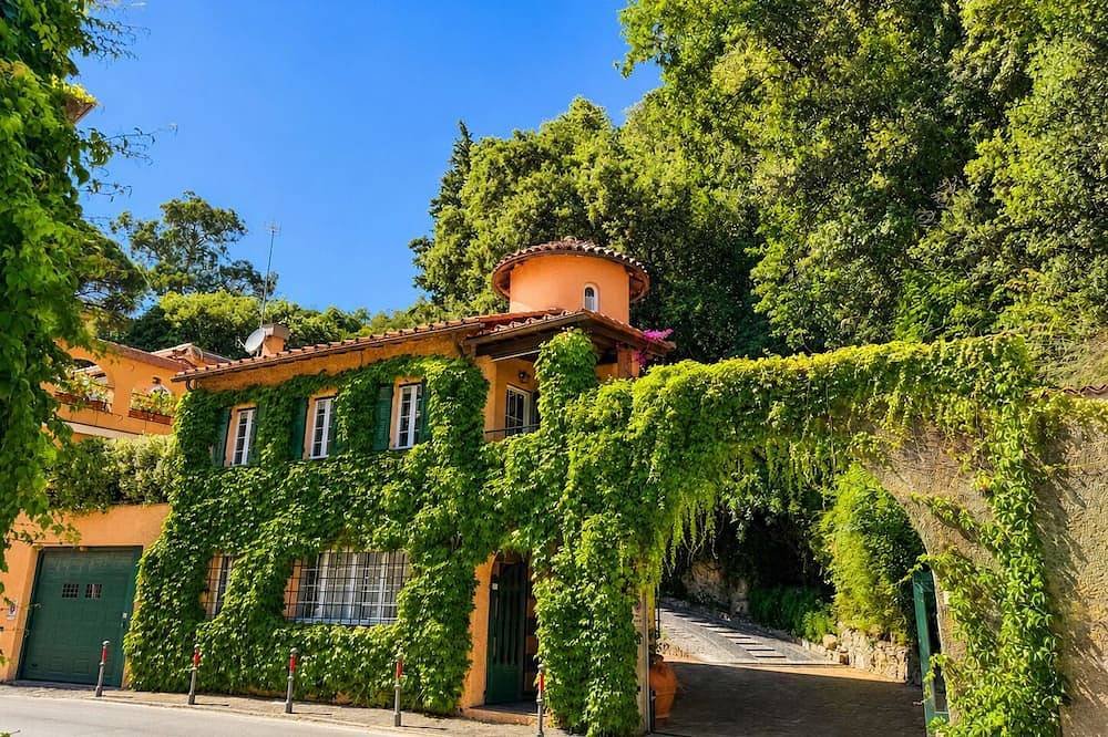 Paraggi Beach Dream by \"At Home\" in Puntapedale Beach, Santa Margherita Ligure