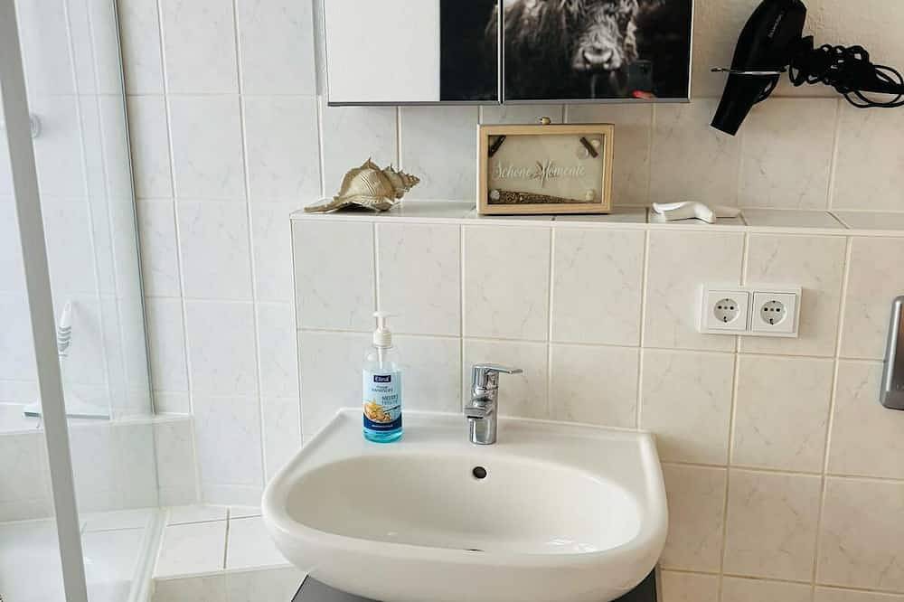Ganze Wohnung, Charmante Fewo 56qm 2Schlazi., 3Pers., Vollausstattung in Plauen, Chemnitz und Umgebung
