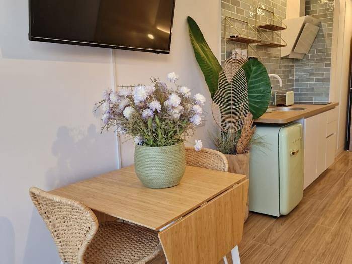 Studio voor 2 personen, with kinderzwembad and tuin as well as balkon and zwembad in Cambrils