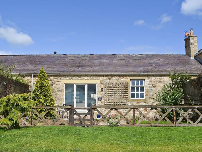 Holiday home for 2 people, with garden, with pets in Northumberland