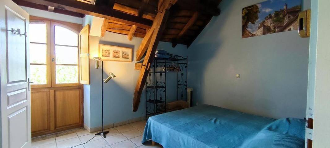 Location de vacances pour 3 personnes, avec jardin et vue, animaux acceptés à Rocamadour - 3