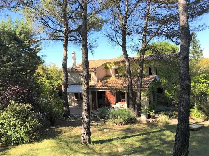 Ferienhaus für 12 Personen, mit Garten und Pool - 1