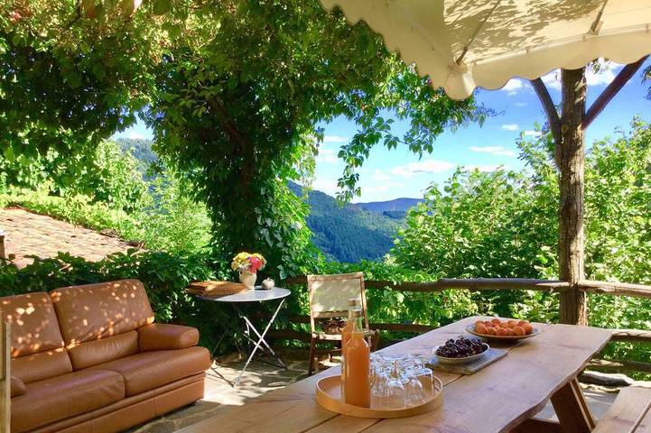Gîte pour 15 personnes, avec Jardin