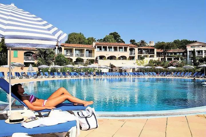 Ganzes Studio, Studioauswahl (5 Personen) in Grimaud, Mittelmeerküste (Frankreich)