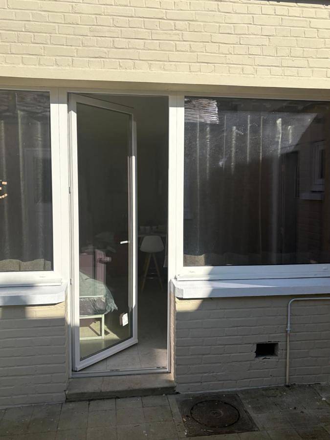 Appartement entier, One-Bedroom Apartment in Solesmes, Département Nord