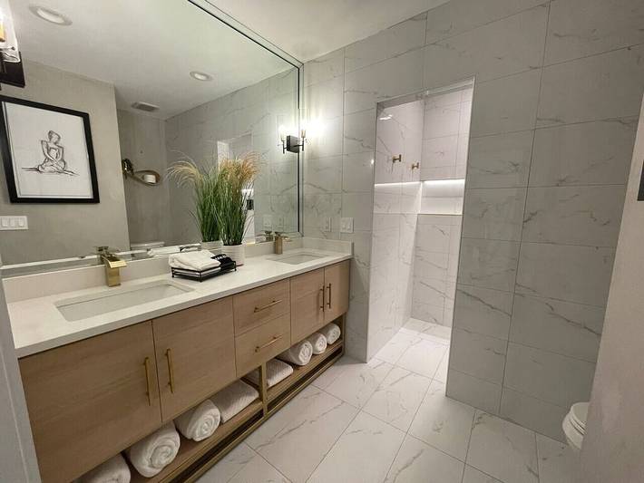 Ferienhaus für 4 Personen, mit Pool und Garten sowie Balkon, mit Haustier - 1