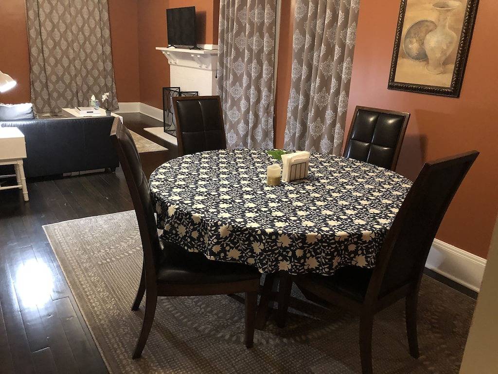 Ganzes Haus in Soulard in der Nähe von Busch Stadium in St. Louis, Missouri