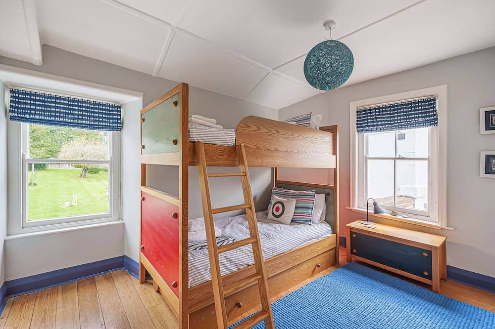 Albury House -  Charmouth, Lyme Regis in Charmouth, Dorset