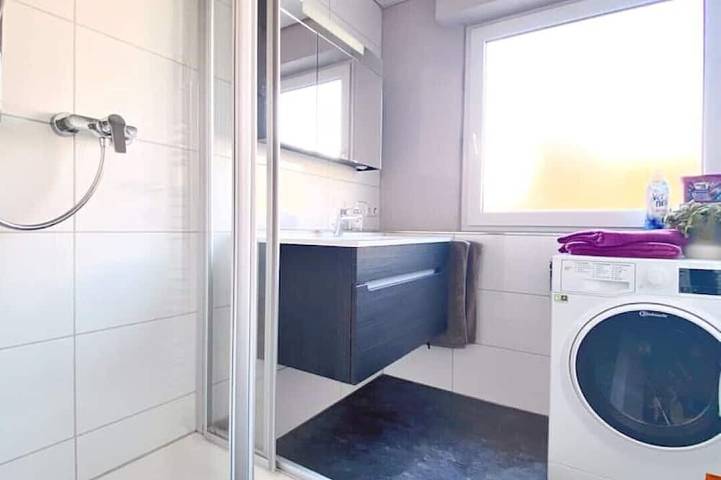Ganze Wohnung, Schöne, moderne Wohnung am See, entspannen, loslassen & die Seele baumeln lassen in Immenstaad, Immenstaad am Bodensee