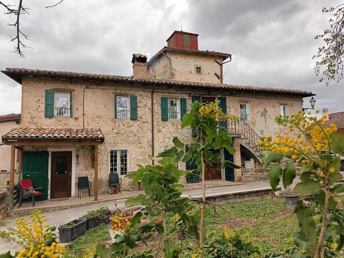 Casa vacanza per 5 persone, con Giardino e Panorama a Pavullo nel Frignano