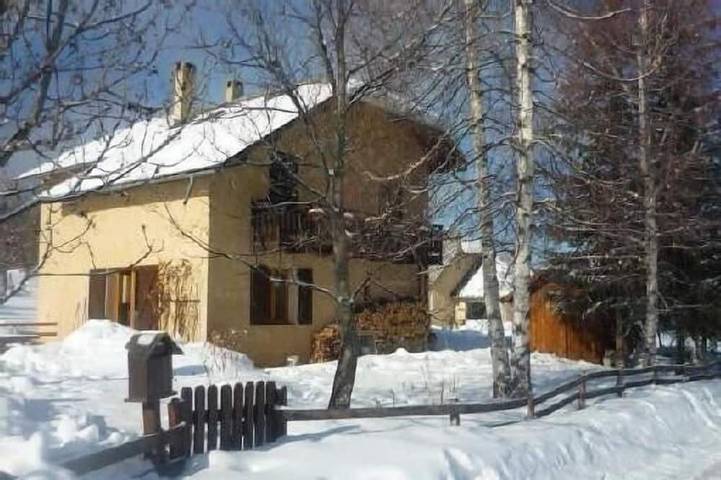Gîte pour 10 personnes, avec jardin et balcon