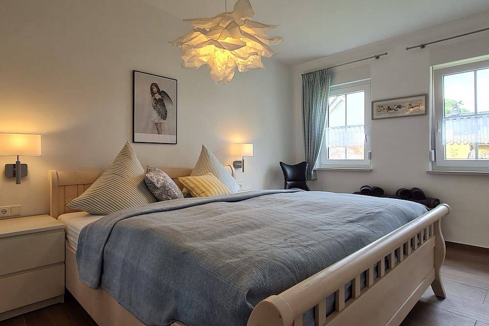 Attraktive Doppelhaushälfte in guter Lage zum Spreewald in Stradow, Vetschau