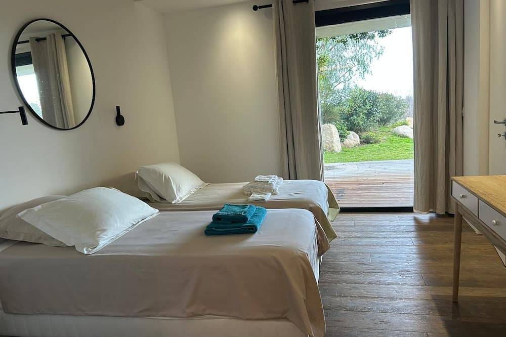 Appartamento intero, Magnifique Appt 6 Couchages, vue Mer, Accès Plage in Sainte-Lucie de Porto-Vecchio, Zonza