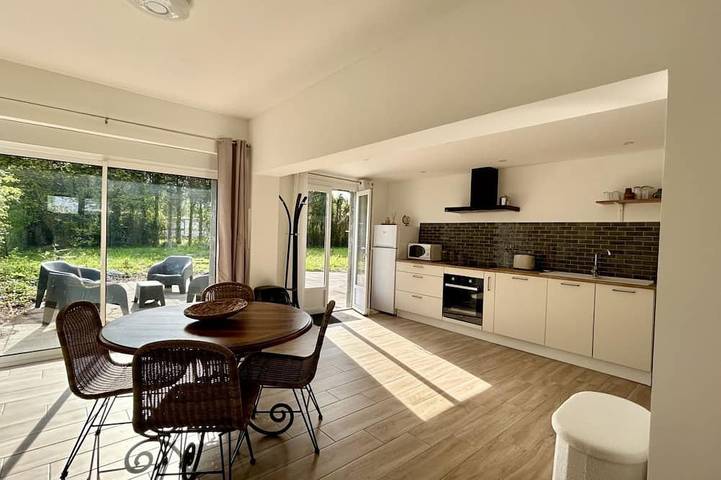 Location de vacances pour 4 personnes, avec jardin à Ponthoile