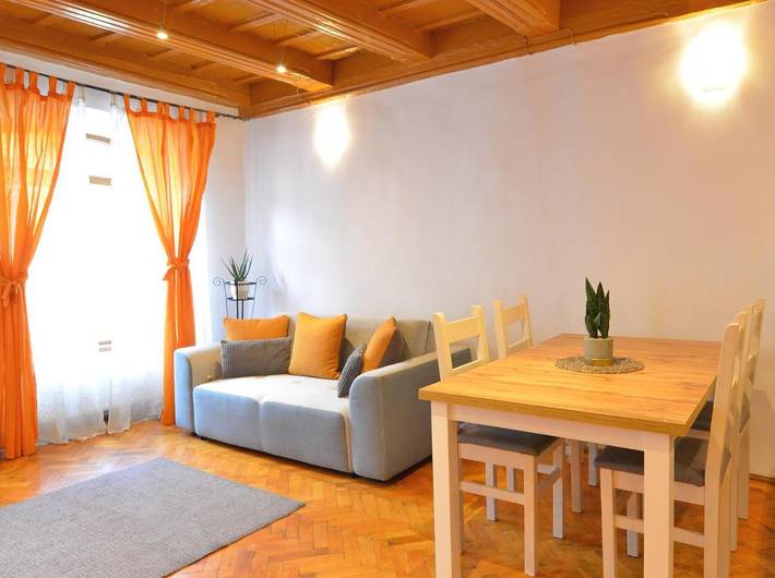 Gîte pour 5 personnes, avec jardin et vue dans Poiana Brasov - Brasov - 4