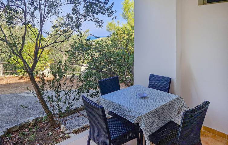 Location de vacances pour 4 personnes, avec piscine et terrasse à Vieste - 3