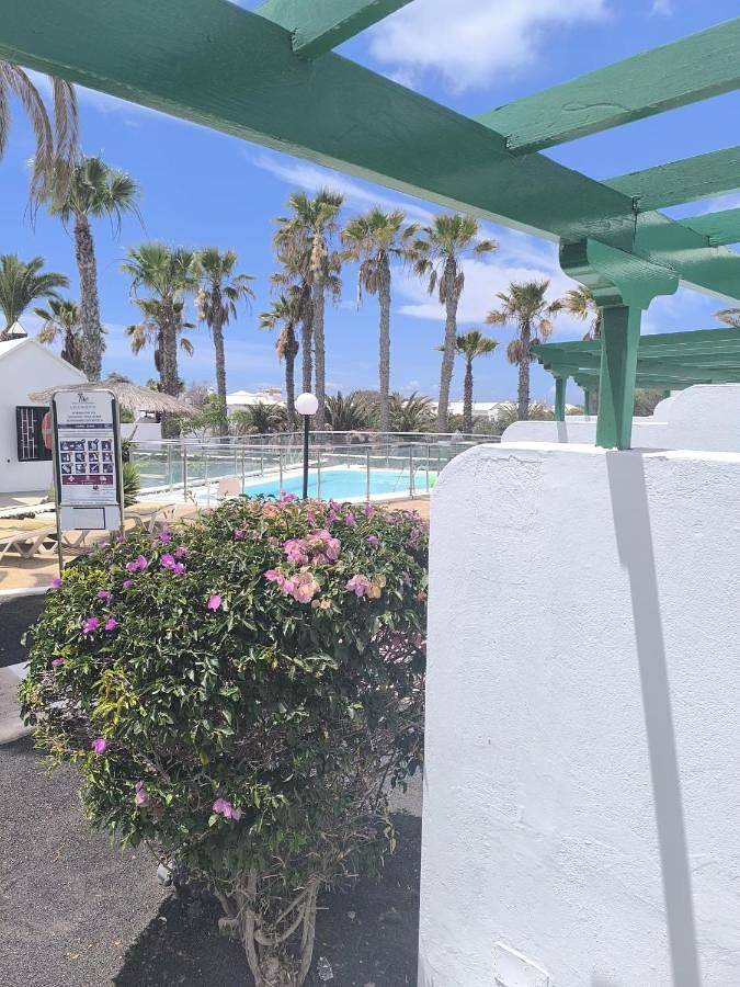 Apartment for 4 people, with Terrace and Garden as well as Pool and View in Matagorda