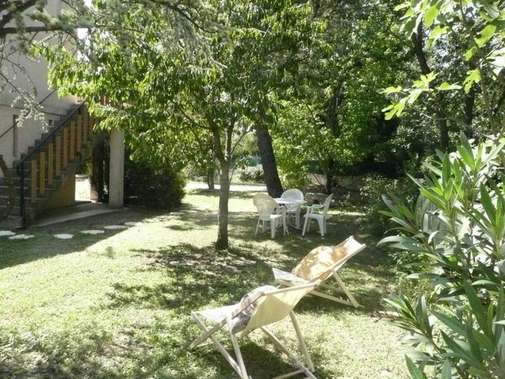 Gîte pour 2 personnes, avec Terrasse et Jardin