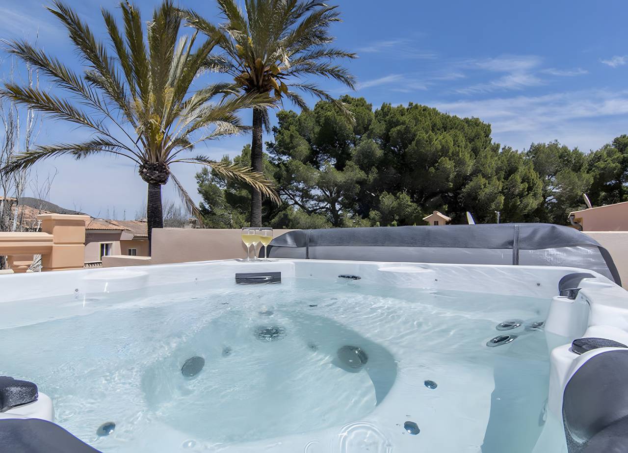Ferienhaus 'Pescadores' mit Meerblick, privater Terrasse und Klimaanlage in Son Moll, Capdepera