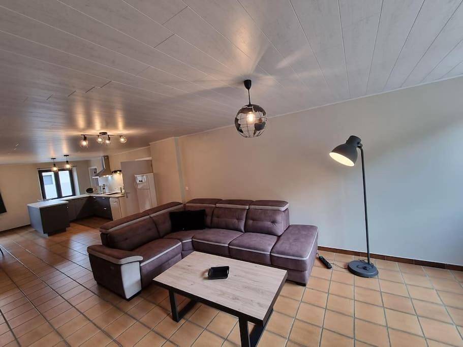 Three-Bedroom House in Alle-sur-semois, Region Namur