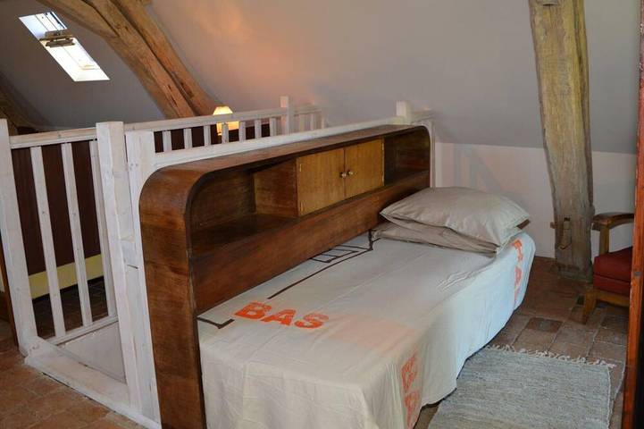 Romantisches Haus mit Garten im Loire-Tal, Haustiere erlaubt in Le Tranger, Châteauroux und Umgebung