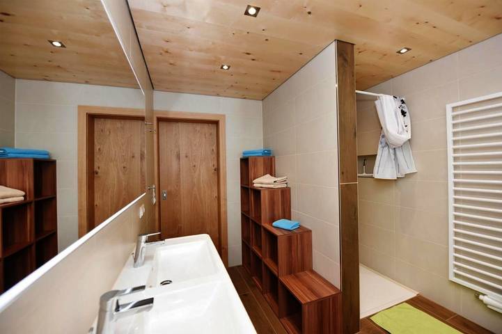 Ferienwohnung für 7 Personen, mit Terrasse und Garten sowie Ausblick in Bludenz - 4
