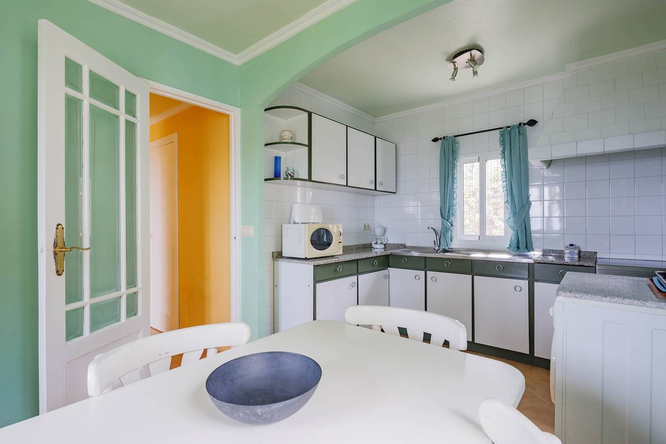 Villa "Casa Vieja de Bueu" met uitzicht op de bergen, Wi-Fi, tuin & terras, foto 8