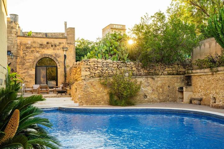 Dom dla 9 osób, z Balkon i Taras oraz Ogród i Basen w Gozo