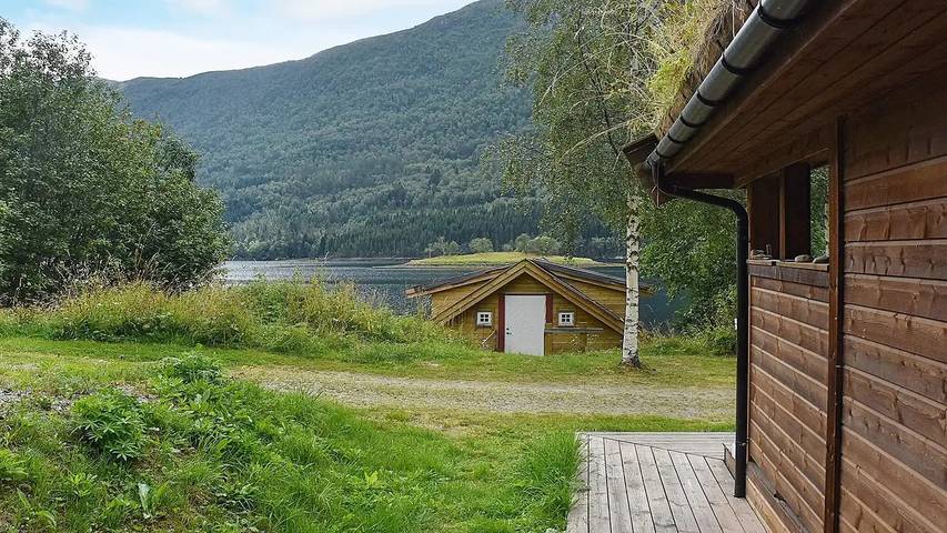 Ferienhaus für 7 Personen, mit Terrasse und Garten in Surnadal - 4