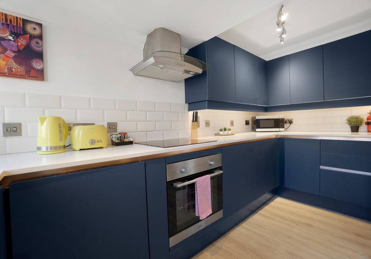 Ganze Wohnung, Ferienwohnung für 6 Personen mit Terrasse in Hove, Brighton