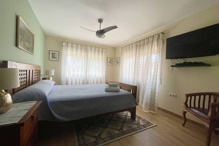 Finca für 8 Personen, mit Terrasse und Garten in Benidorm - 4