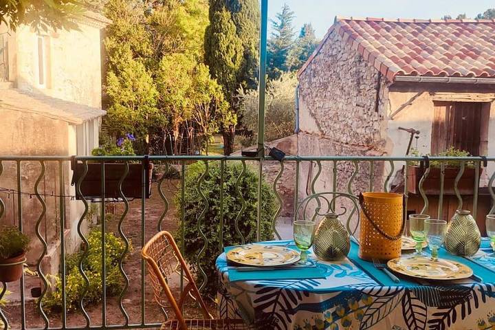 Location de vacances pour 4 personnes, avec balcon ainsi que jardin et vue à Roquemaure - 4