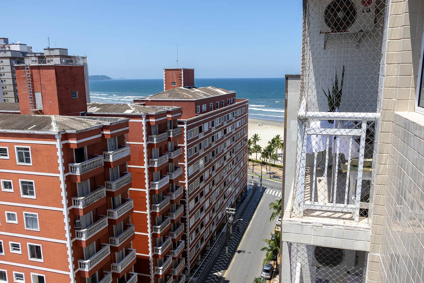 Ganze Wohnung, Ferienwohnung für 6 Personen mit Pool in Praia Grande, Baixada Santista