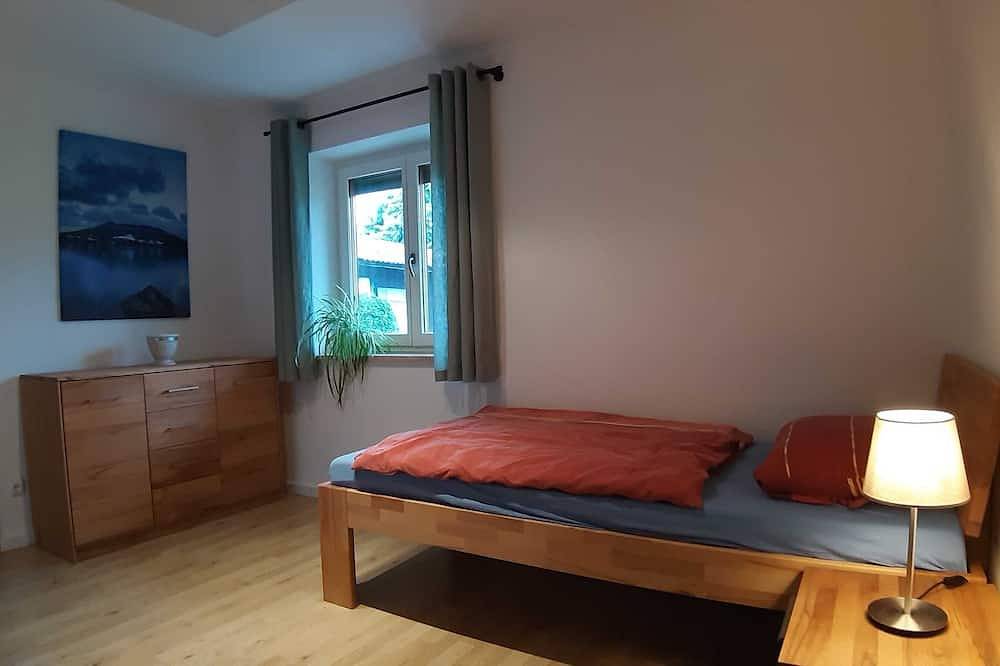 Entire apartment, Ferienwohnung Holzeralmblick in Gmund, Bavarian Alps