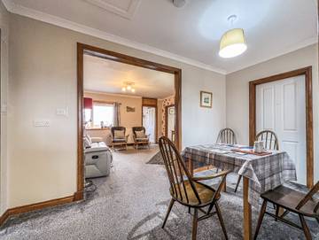 Log Cabin for 2 People in Lewis and Harris, Outer Hebrides, Photo 4