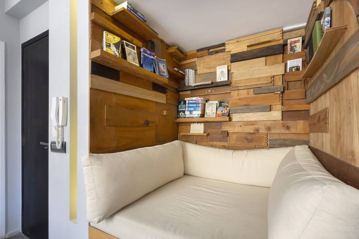 Entire apartment, Heyden 3 · Top Floor Renv 3Bdr Apt / “Pedion tou in Central Section of Athens, Athens