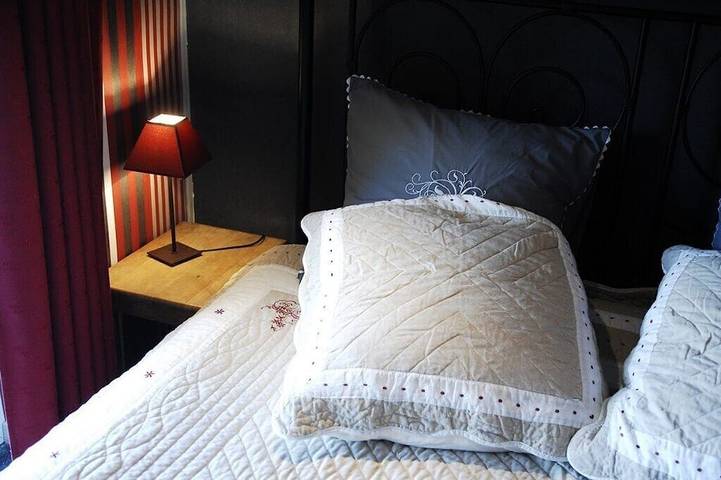 Gîte pour 4 personnes, avec piscine et terrasse ainsi que jardin et jacuzzi à Ferrières (Liège) - 2