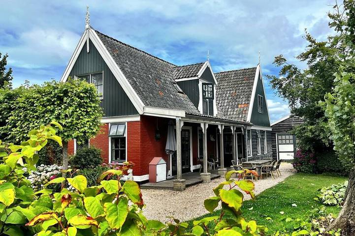 Ferienhaus für 10 Personen, mit Garten, mit Haustier