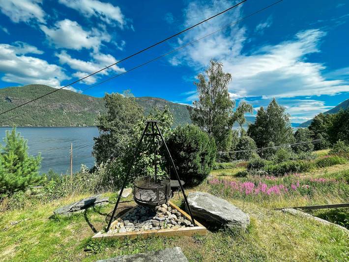 Hochgelegene Hütte mit Sauna am Tinnsjøen in Tinn
