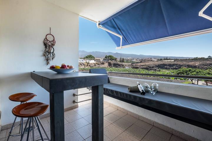 Apartamento entero, Apartamento frente al mar "Spr Playa San Juan" con terraza y Wi-Fi in Playa de San Juan (Guía de Isora), Guía de Isora
