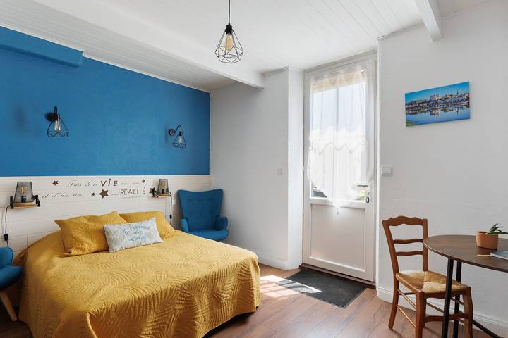 Chambre d’hôte pour 2 personnes, avec Jardin dans Maine-et-Loire - 2